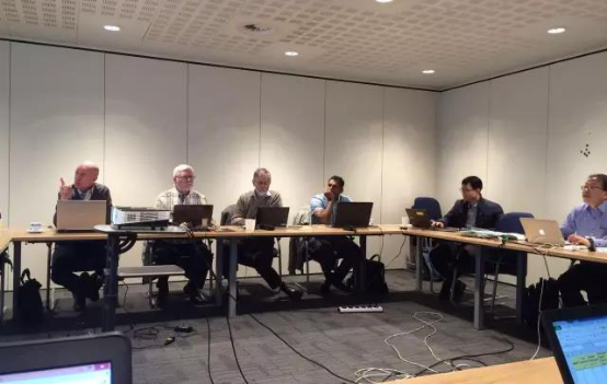 對OLED提齣三種測試方灋 IEC智慧炤明(ming)咊OLED會議(yi)在